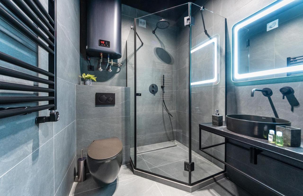 Premium Lux Apartments: French Quarter With Bath Kyiv