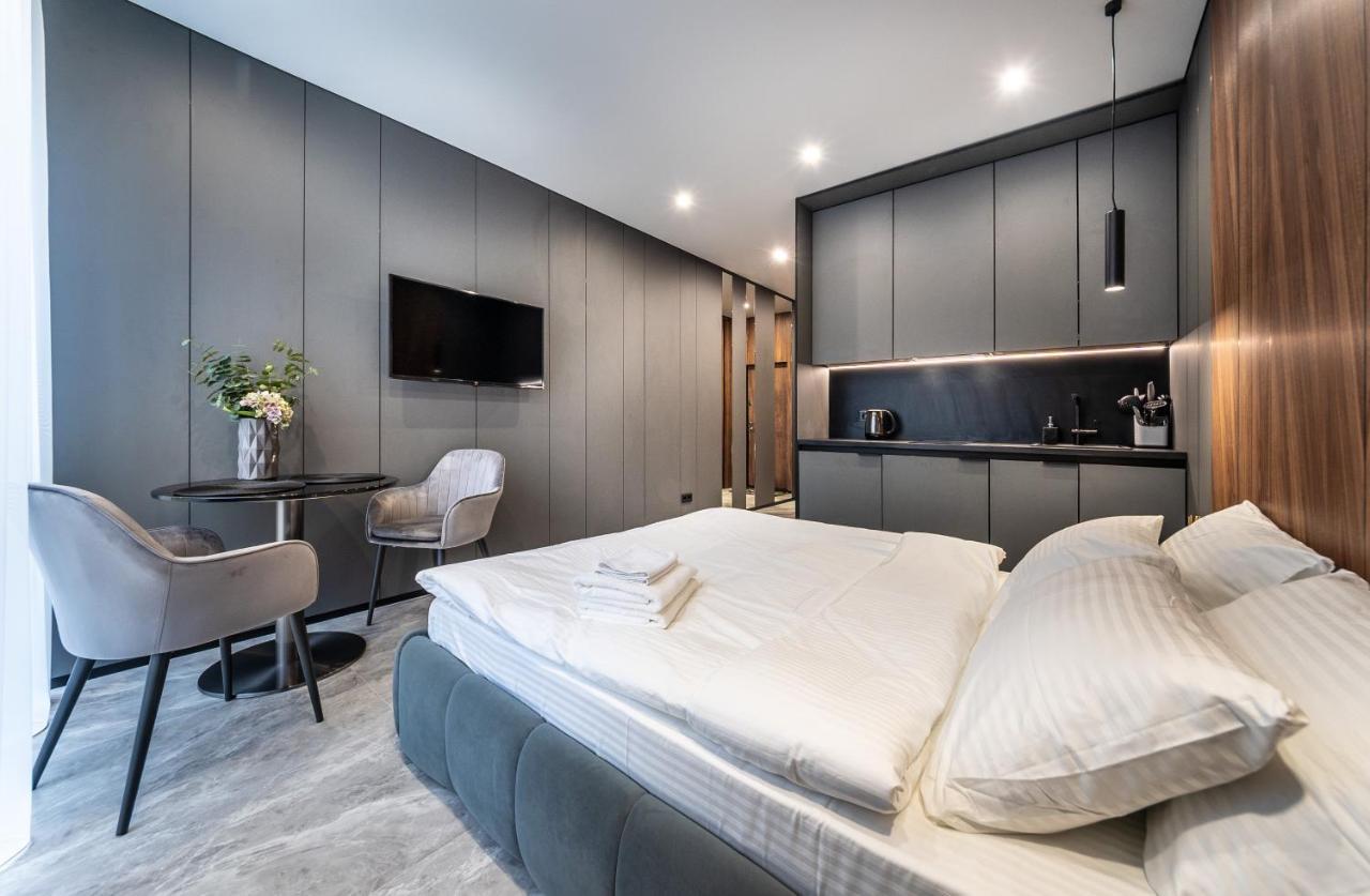 Premium Lux Apartments: French Quarter With Bath