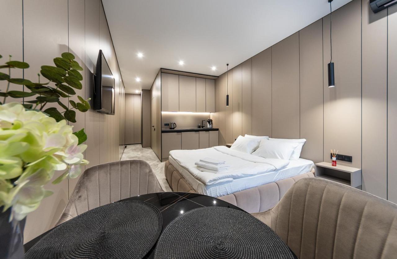 Premium Lux Apartments: French Quarter With Bath *