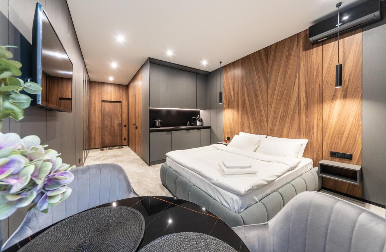 Apartment Premium Lux Apartments: French Quarter With Bath Kyiv