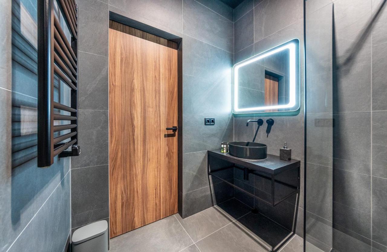 Premium Lux Apartments: French Quarter With Bath