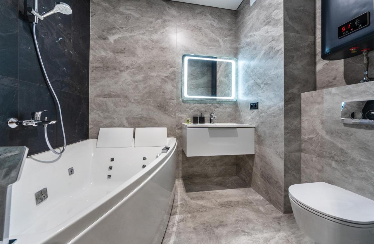 Apartment Premium Lux Apartments: French Quarter With Bath